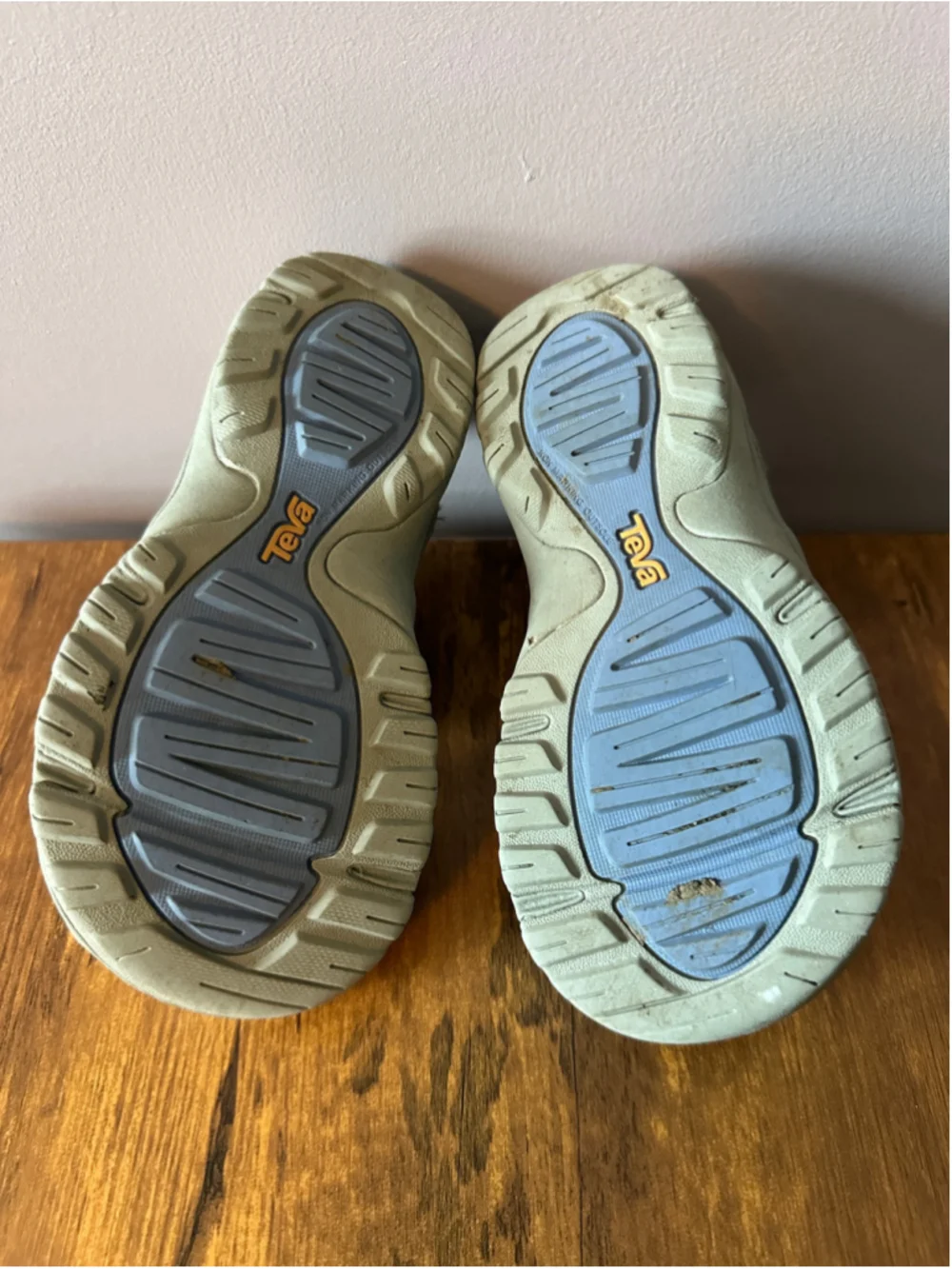 Teva Girls Water Shoes Size 11 Toddler Gray Blue Orange Closed Toe Bungee